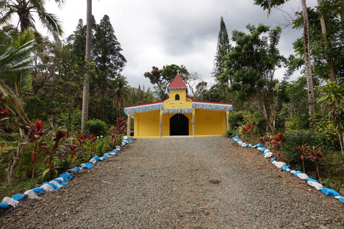 (Nouméa) à Poé38