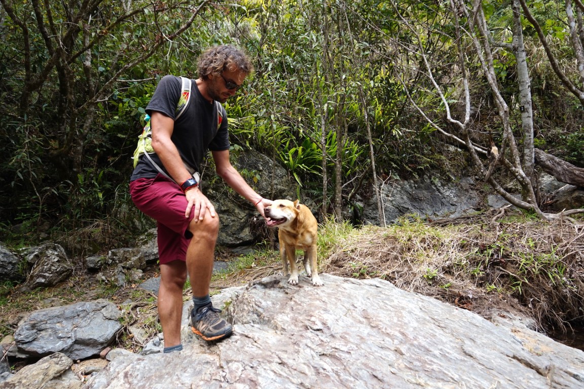 (Nouméa) à Poé42